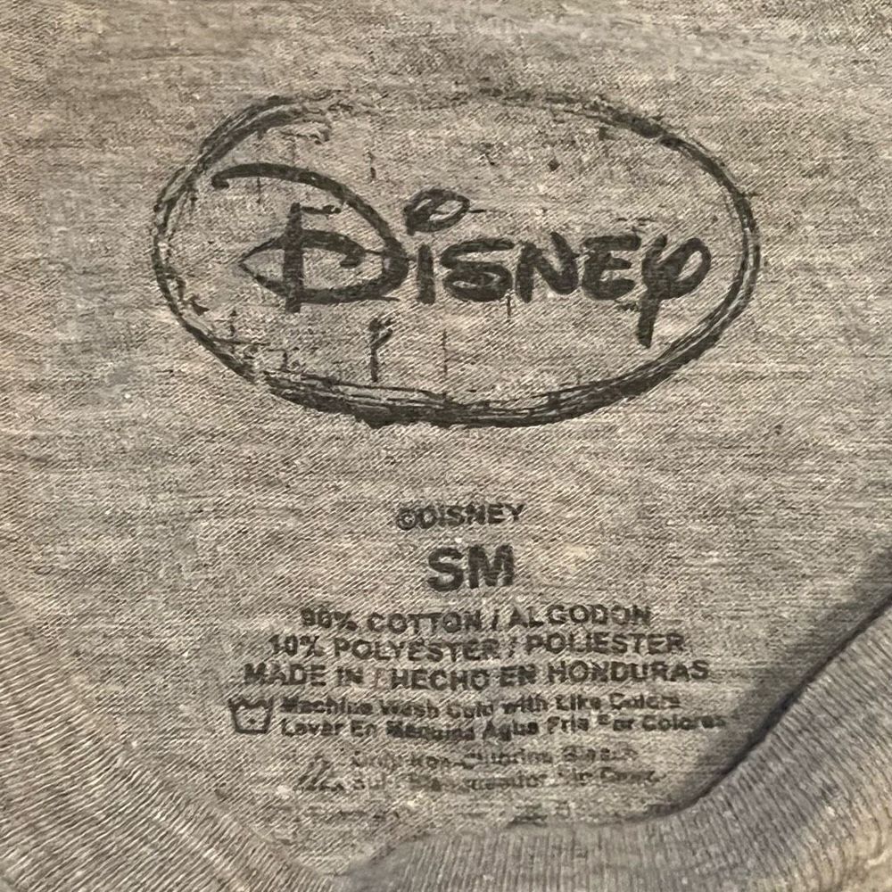 Disney’s The Lion King Hakuna Matata Graphic Tee Shirt / Size S - Picture 4 of 4